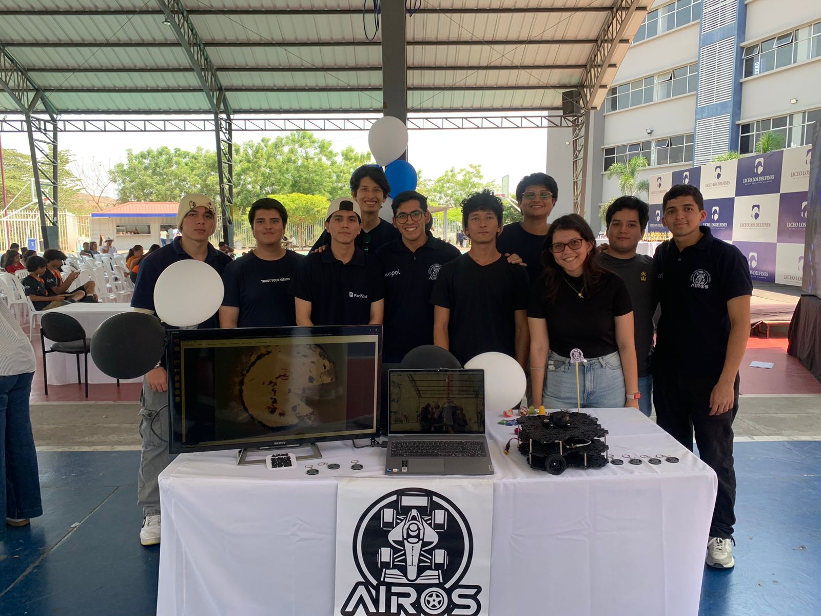Club Stand at Liceo Los Delfines